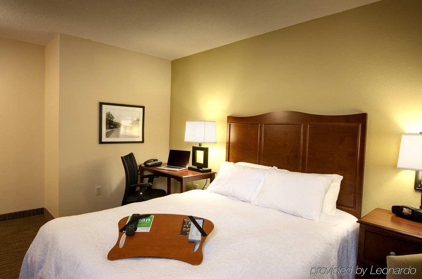 Hotel Hampton 3*