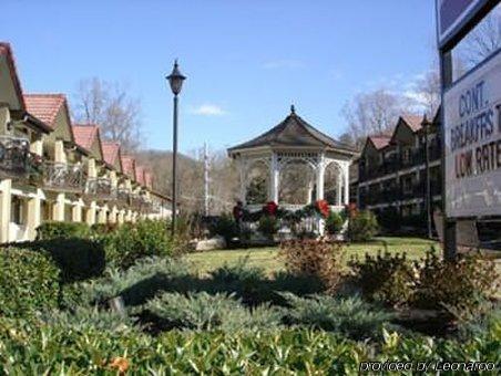 Super 8 By Wyndham Downtown At Convention Center Hotel Gatlinburg