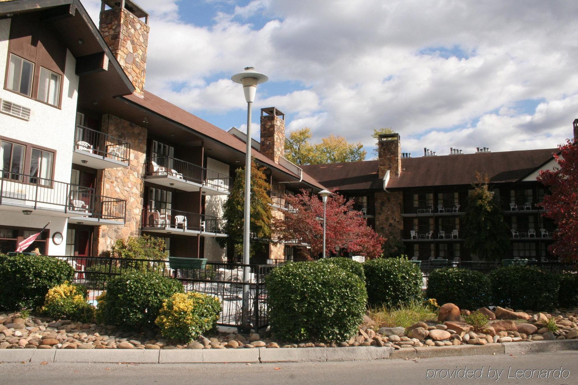 River Edge Hotel