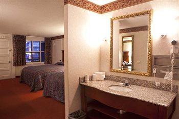 River Edge Hotel 2*