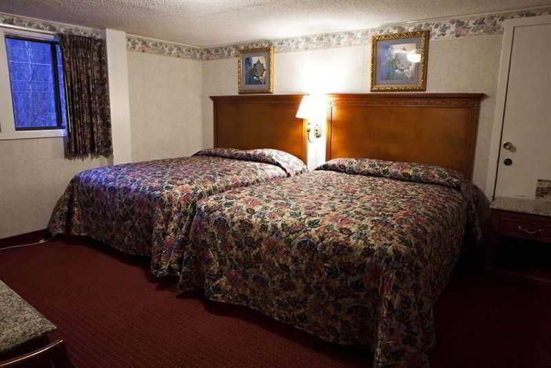 River Edge Hotel Gatlinburg