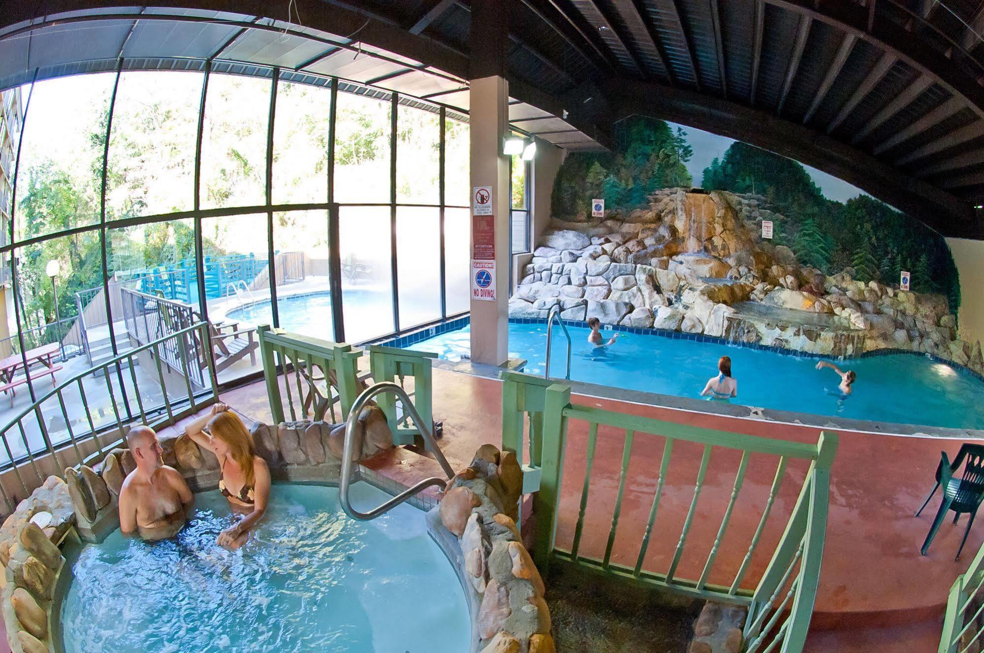 Edgewater And Conference Center Hotel Gatlinburg