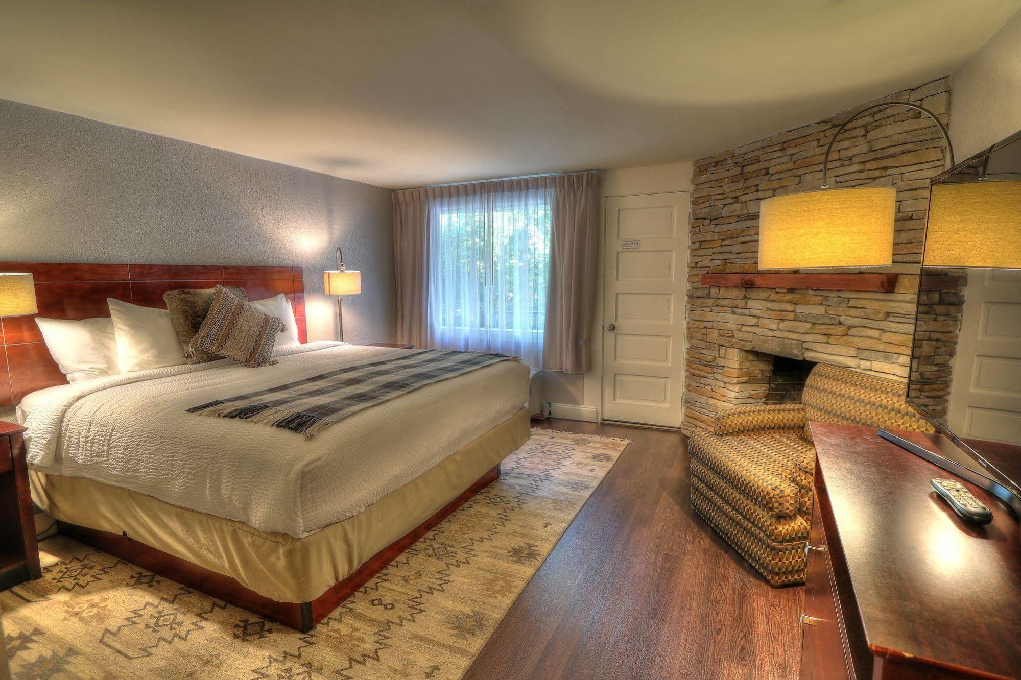 Hotel River Edge