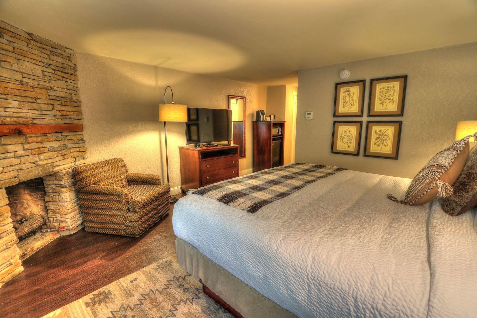 River Edge Gatlinburg