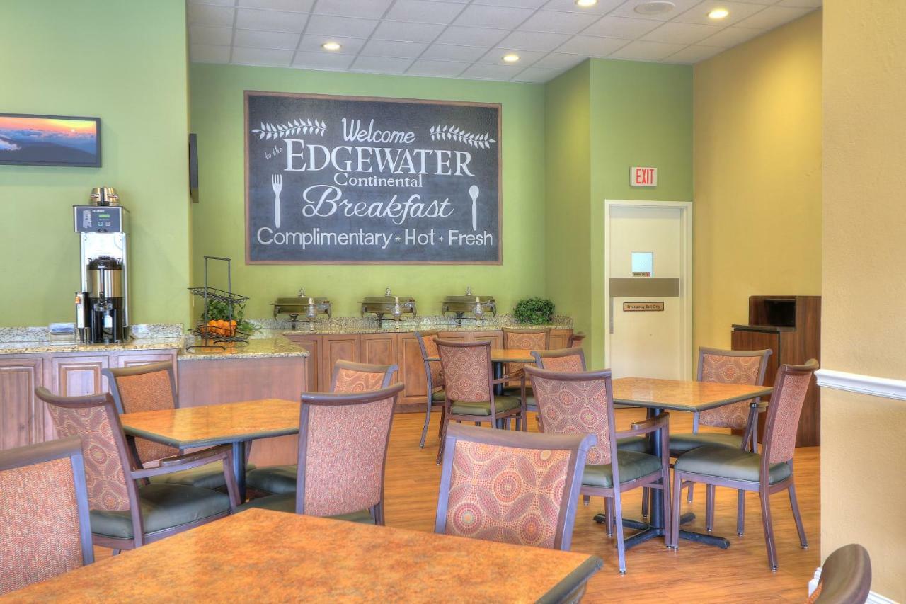Hotel Edgewater And Conference Center 3*