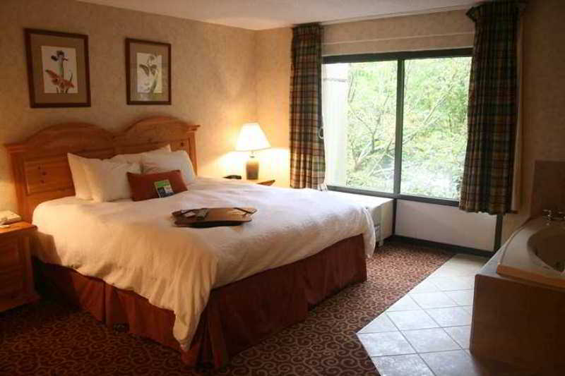 Hotel Hampton 3*