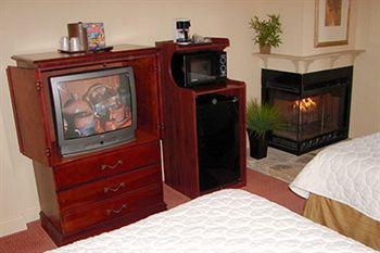 Edgewater And Conference Center 3*