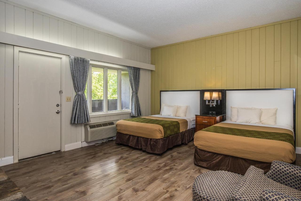 Chalet Inn 2*