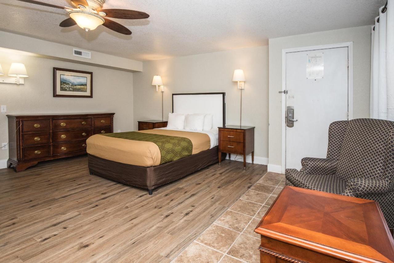 Hotel Chalet Inn Gatlinburg