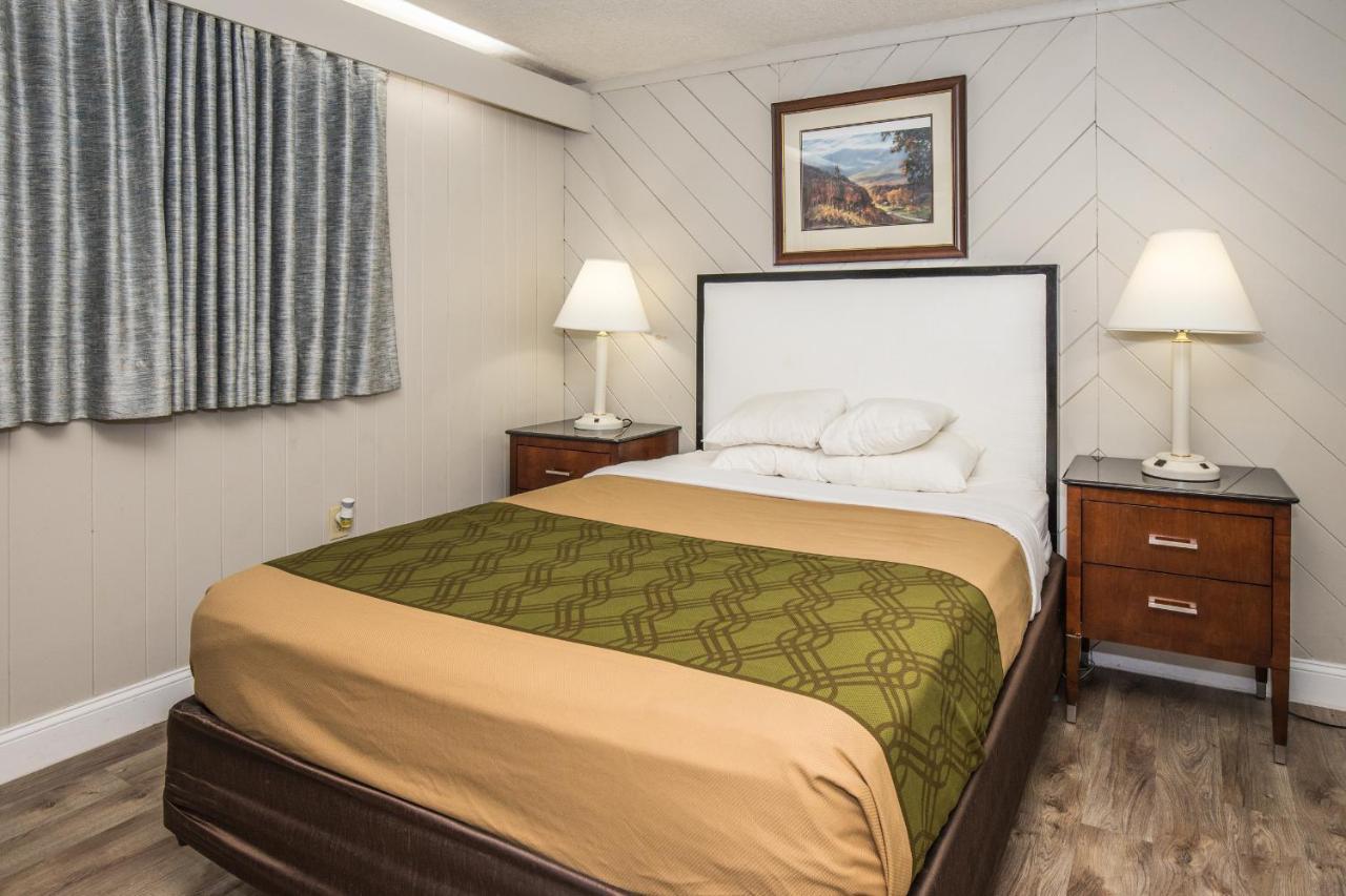 Chalet Inn Hotel